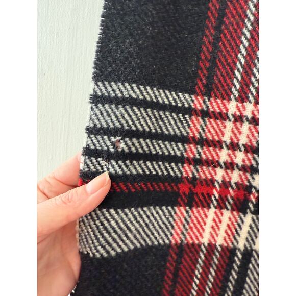 Vintage Ralph Lauren Red & Black Plaid Lambswool Fringed Scarf - Picture 6 of 7